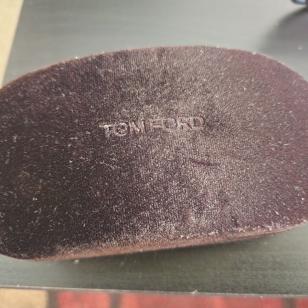 Tom Ford Velvet Brown Glass Case And Glasses